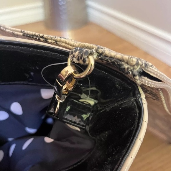 Anne Klein brand 2 in 1 Purse - Picture 5 of 6